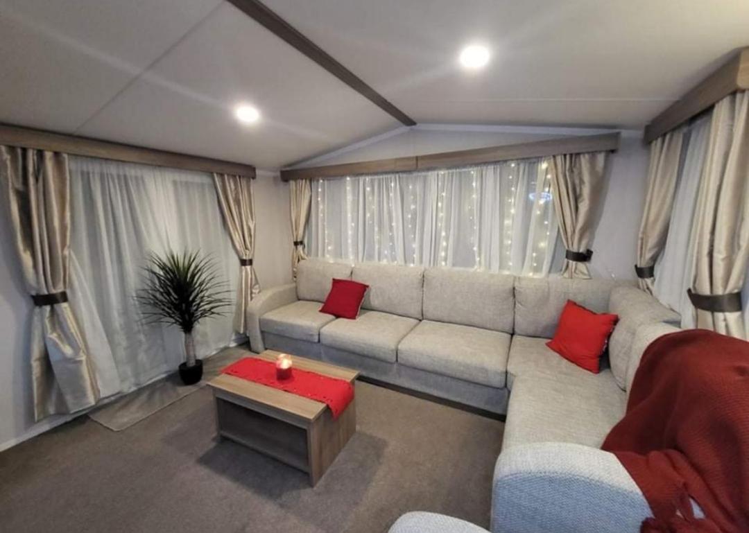5 Geranium, Holiday Home In Oakdene Forest Park فيرنداون المظهر الخارجي الصورة