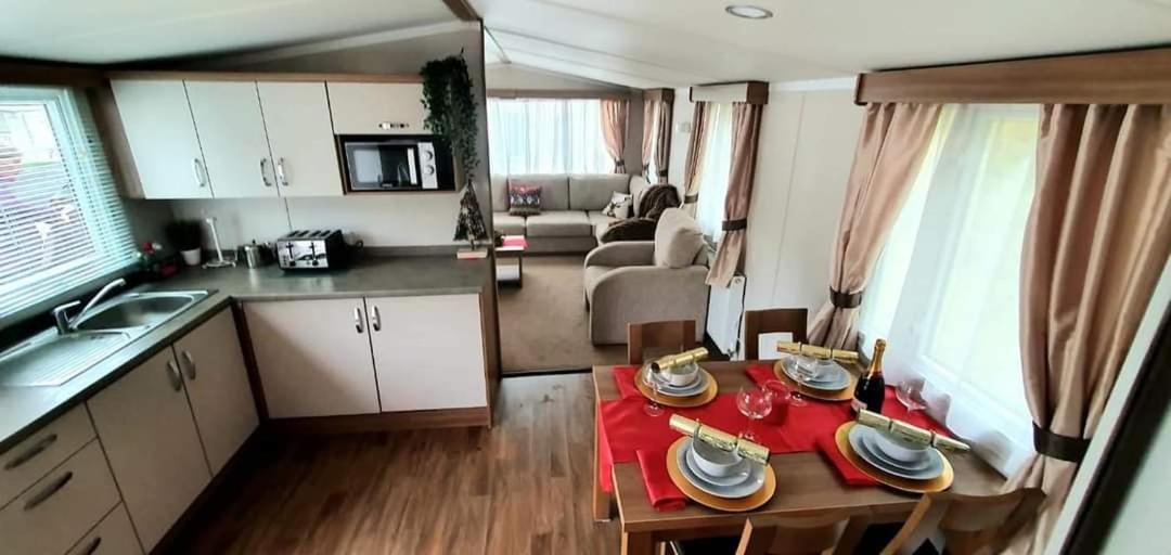 5 Geranium, Holiday Home In Oakdene Forest Park فيرنداون المظهر الخارجي الصورة