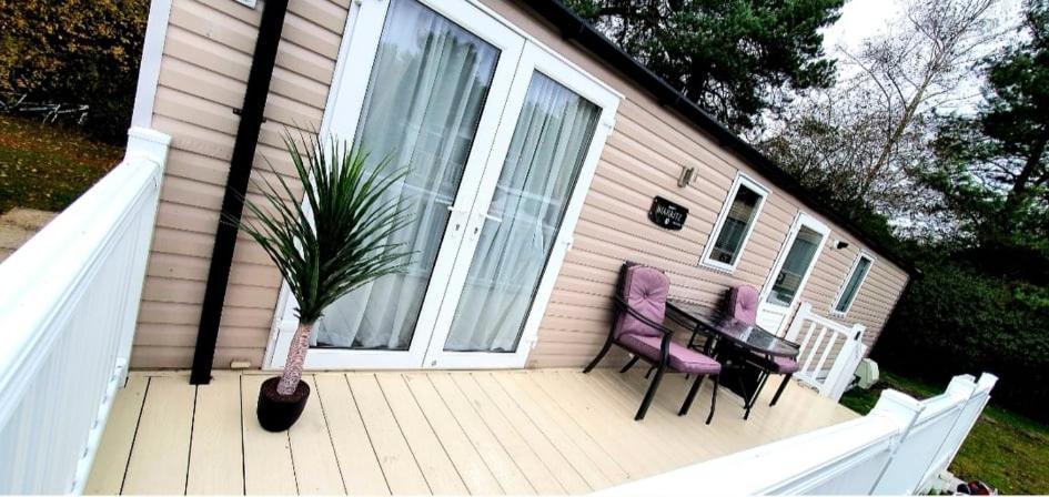 5 Geranium, Holiday Home In Oakdene Forest Park فيرنداون المظهر الخارجي الصورة